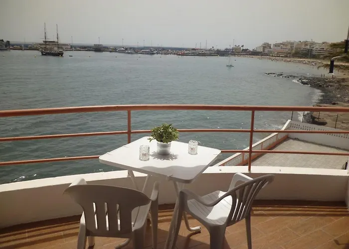 Cristianmar Apartment *