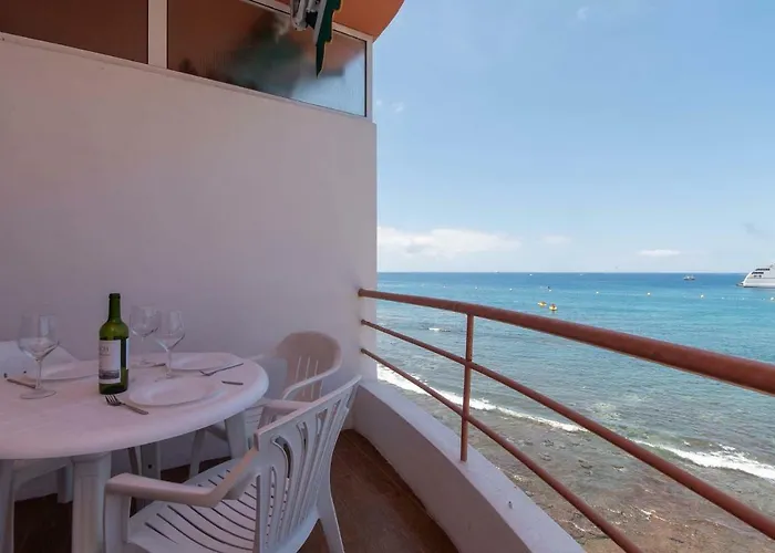 Cristianmar Apartment *